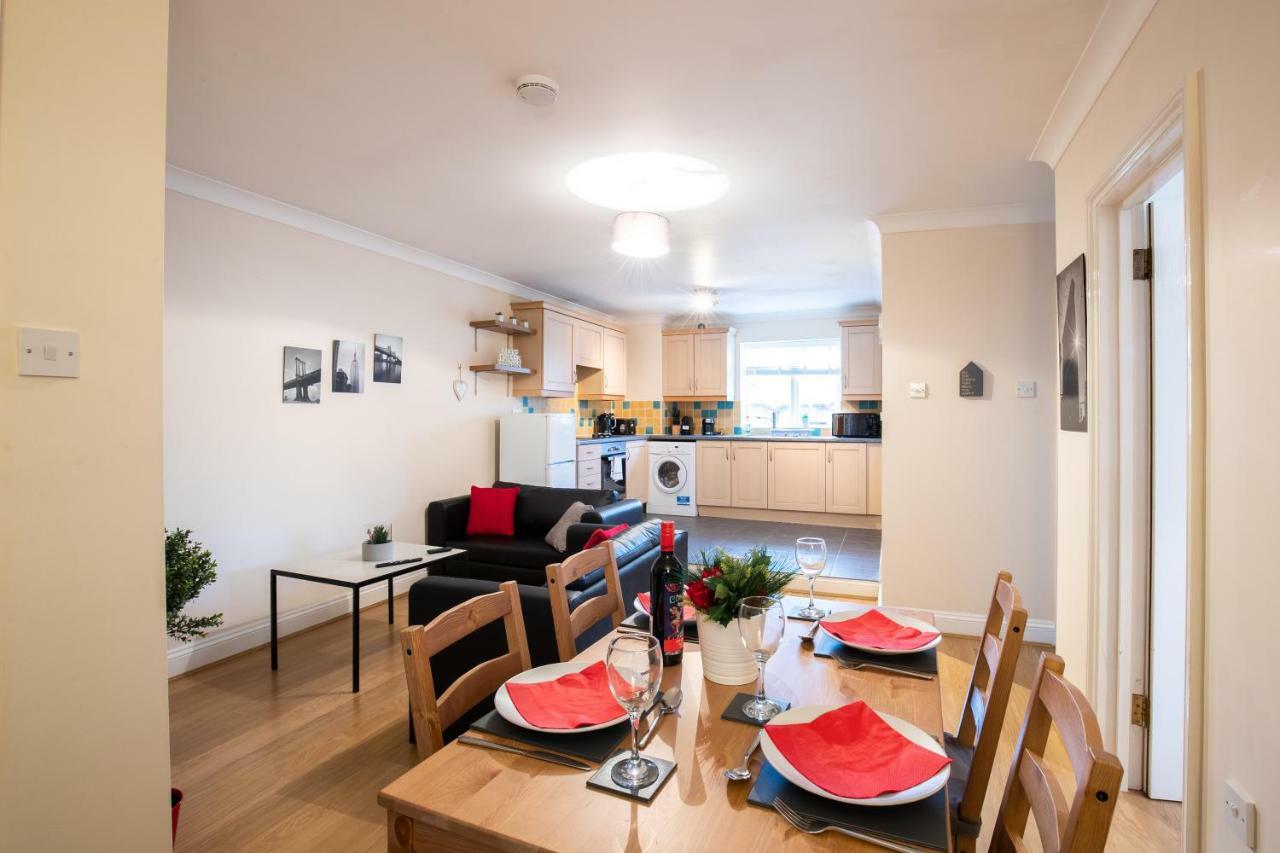Spacious 2Br Flat In Stansted Διαμέρισμα Stansted Mountfitchet Εξωτερικό φωτογραφία