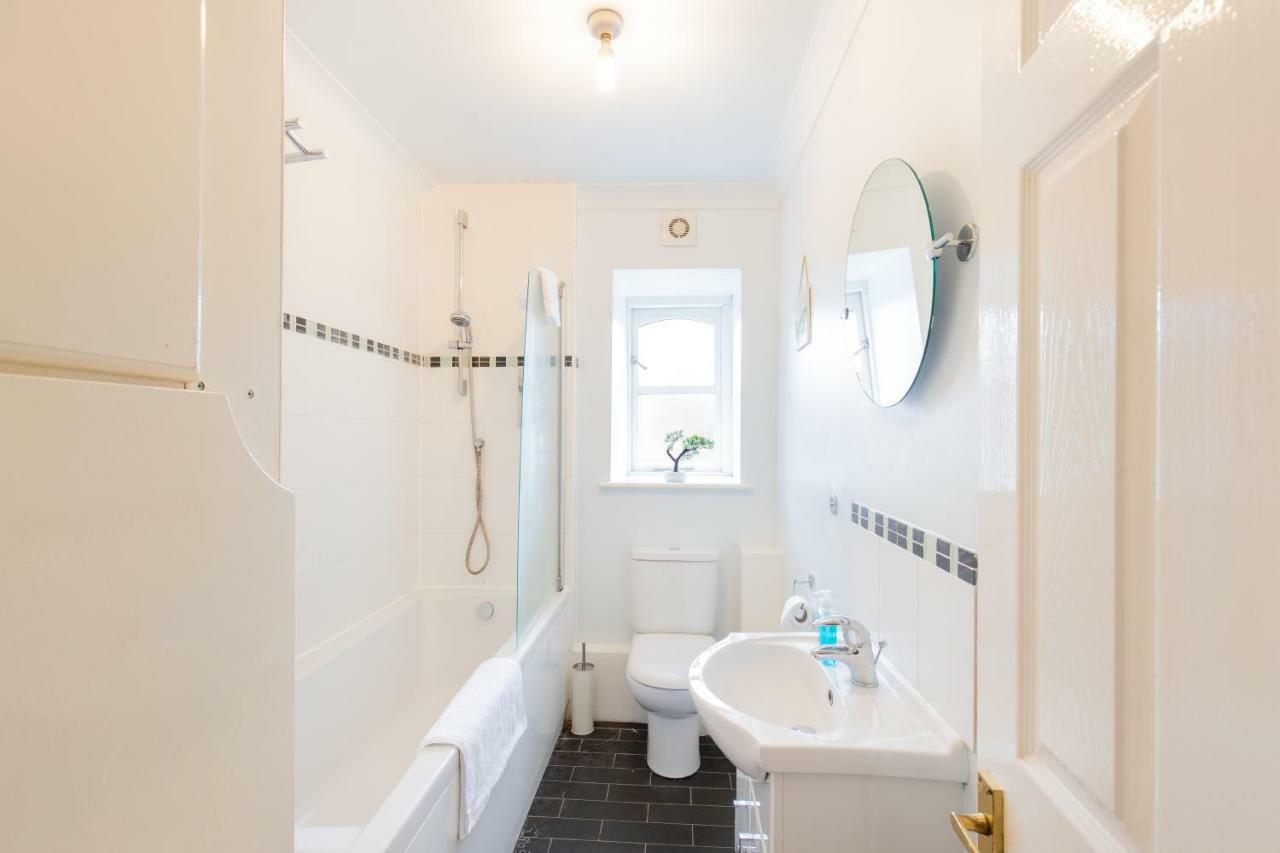 Spacious 2Br Flat In Stansted Διαμέρισμα Stansted Mountfitchet Εξωτερικό φωτογραφία
